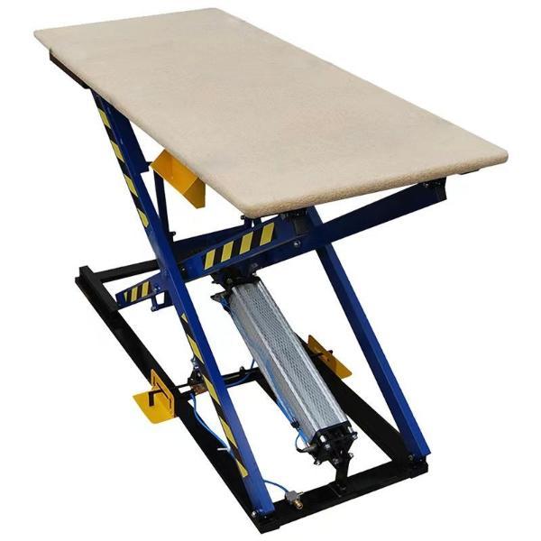 CSM Upholstery lifting table 